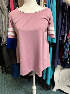 LuLaRoe Pink Short Sleeve Scoop Neck Tee with White Sleeve Stripes